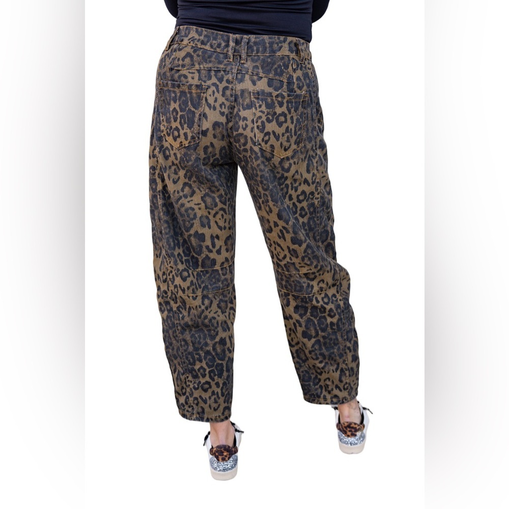 Buckley Leo Leopard print Barrel jeans - Picture 2 of 10